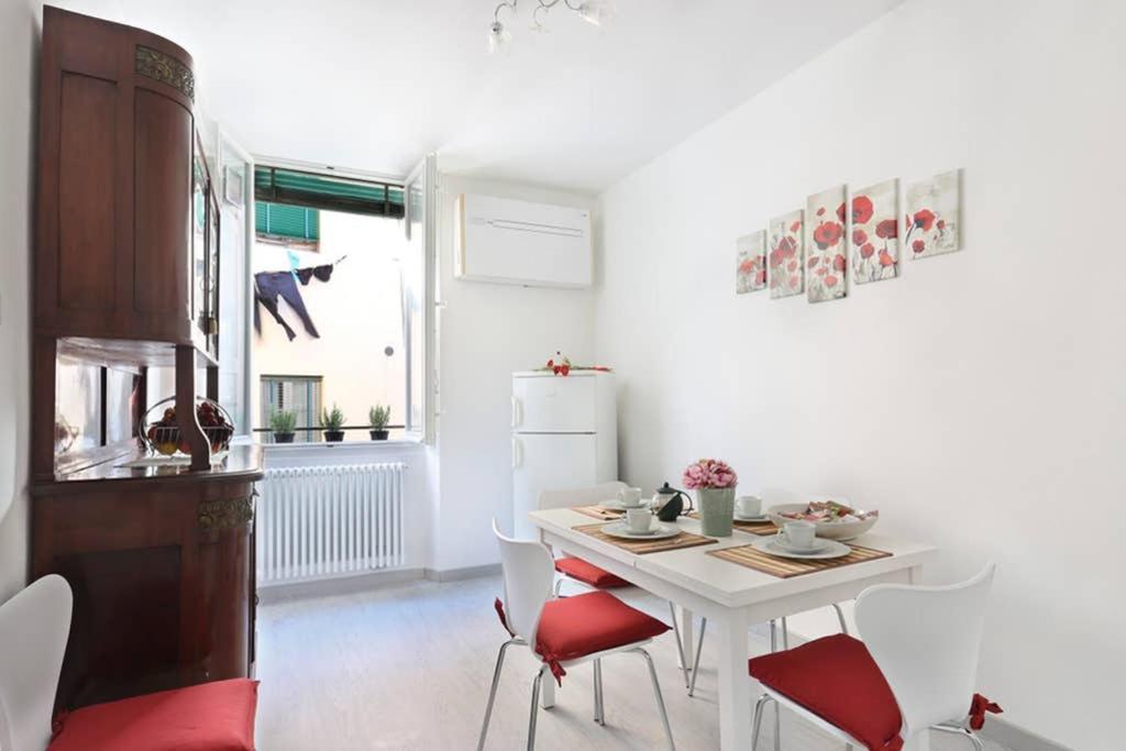 Miky'S Apartment Лукка Экстерьер фото